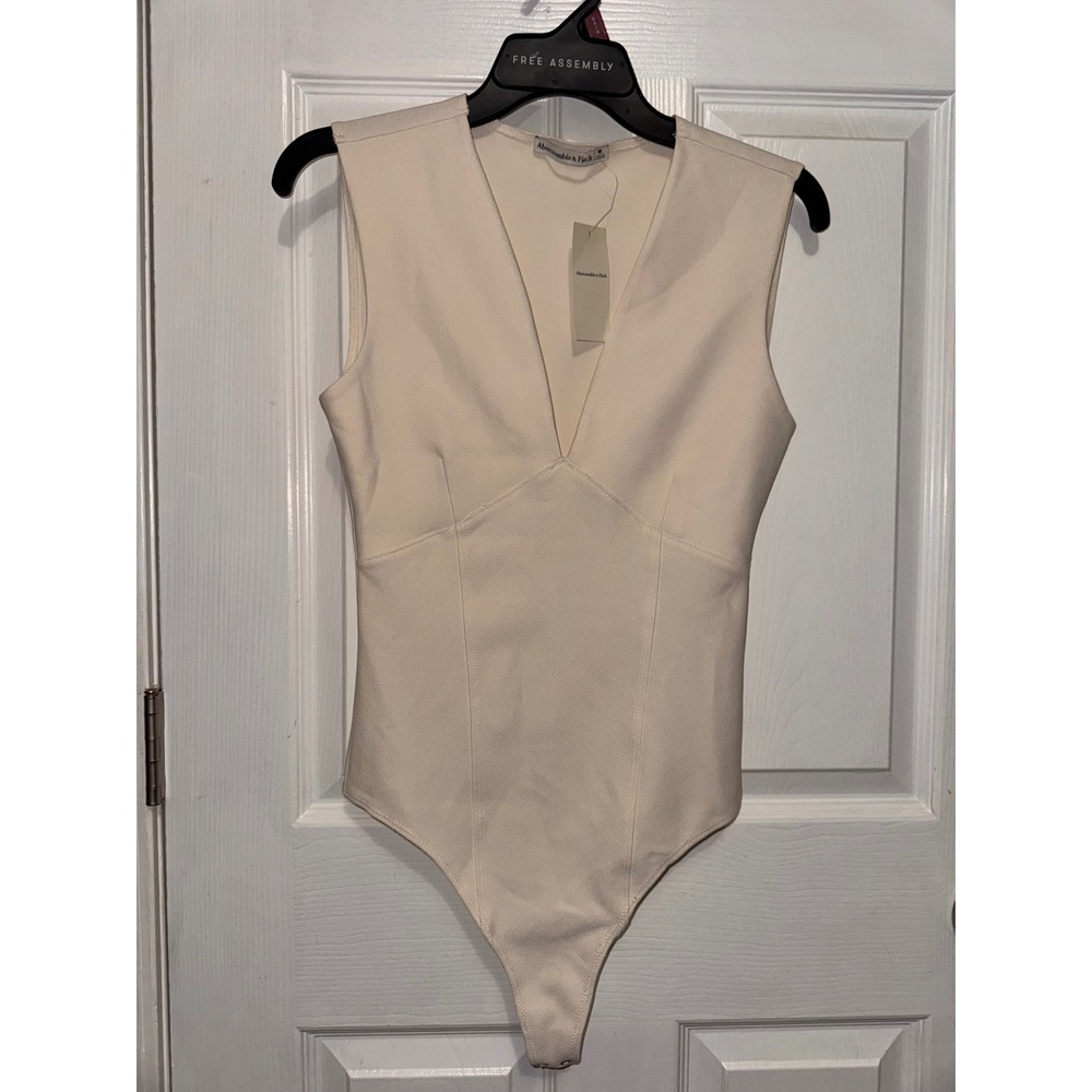 Abercrombie body suit sz M